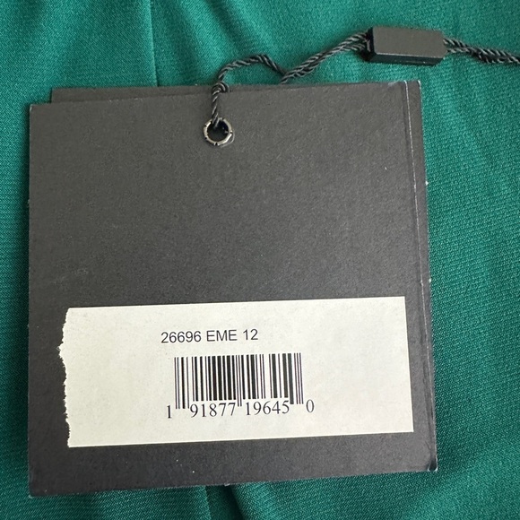 NWT Mac Duggal Jersey Low Back Bow Shoulder Gown Emerald 12 #7796 - Picture 7 of 9